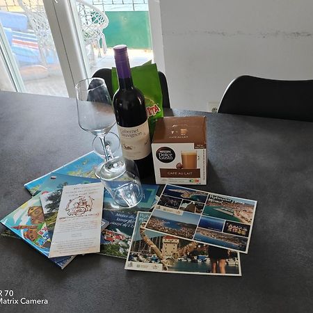 Sea View Apartment Sunrise Poljica & Blue Lagoon Rent A Boat ภายนอก รูปภาพ