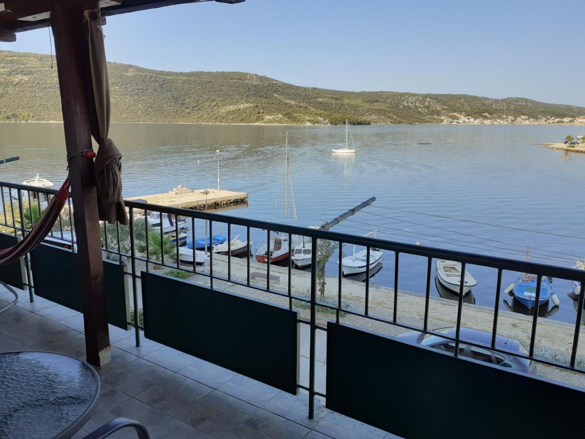Sea View Apartment Sunrise Poljica & Blue Lagoon Rent A Boat ภายนอก รูปภาพ