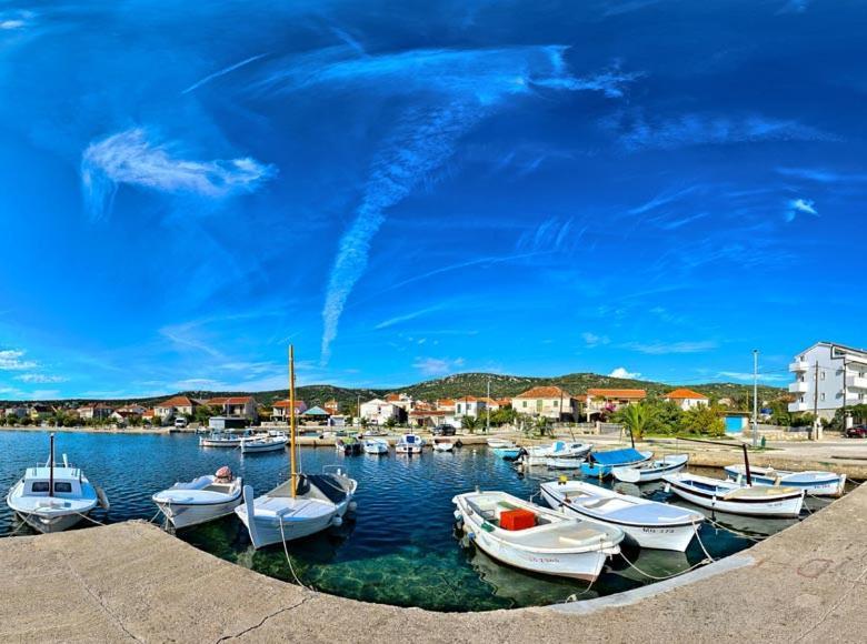 Sea View Apartment Sunrise Poljica & Blue Lagoon Rent A Boat ภายนอก รูปภาพ