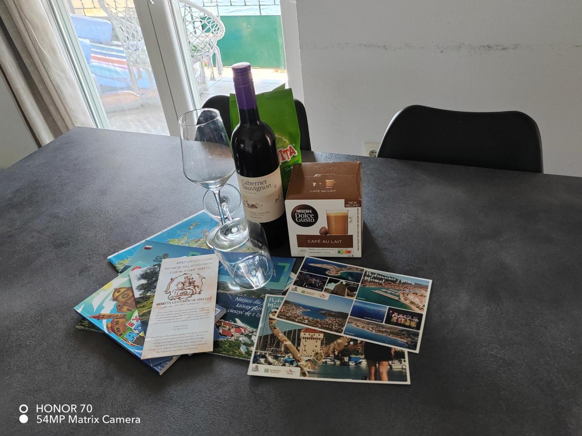 Sea View Apartment Sunrise Poljica & Blue Lagoon Rent A Boat ภายนอก รูปภาพ