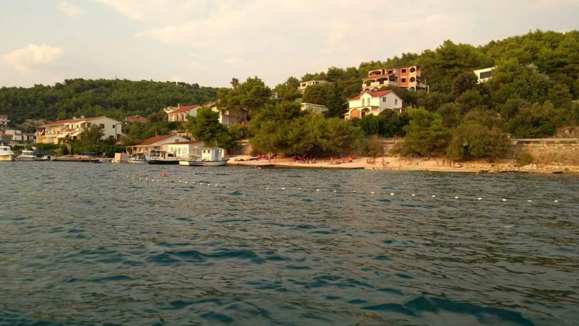 Sea View Apartment Sunrise Poljica & Blue Lagoon Rent A Boat ภายนอก รูปภาพ